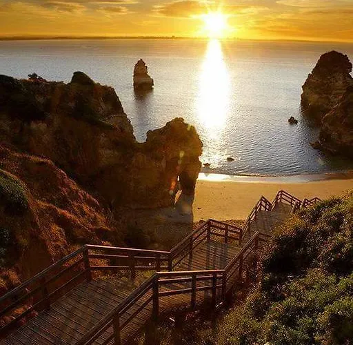 Bluechoro Αλμπουφέιρα