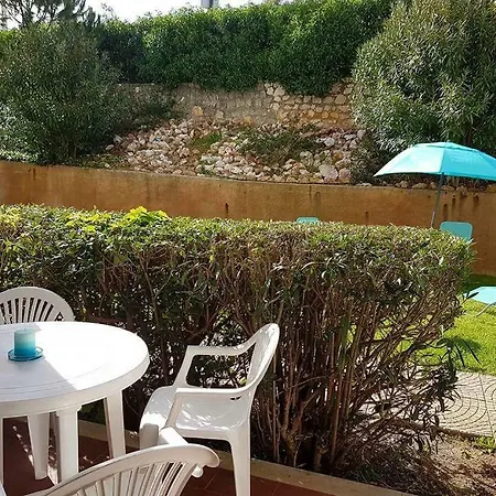 Bluechoro Apartman *